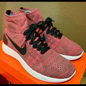 Nike LunarEpic Flyknit Running Shoe
